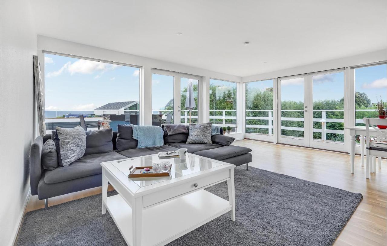 2 Bedroom Stunning Home In Strøby Ladeplads Exterior foto